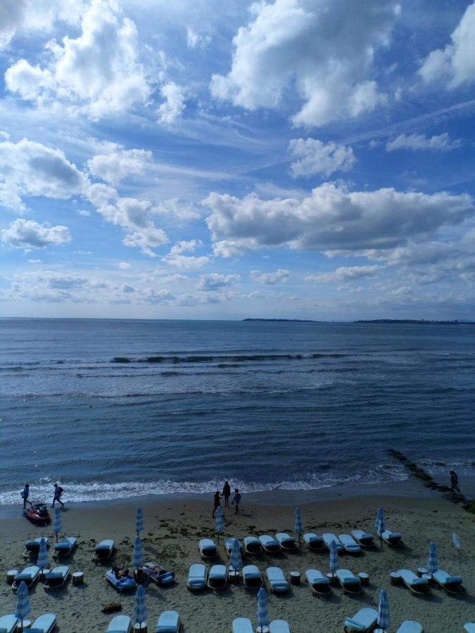 סאני ביץ' Prado Beach מראה חיצוני תמונה